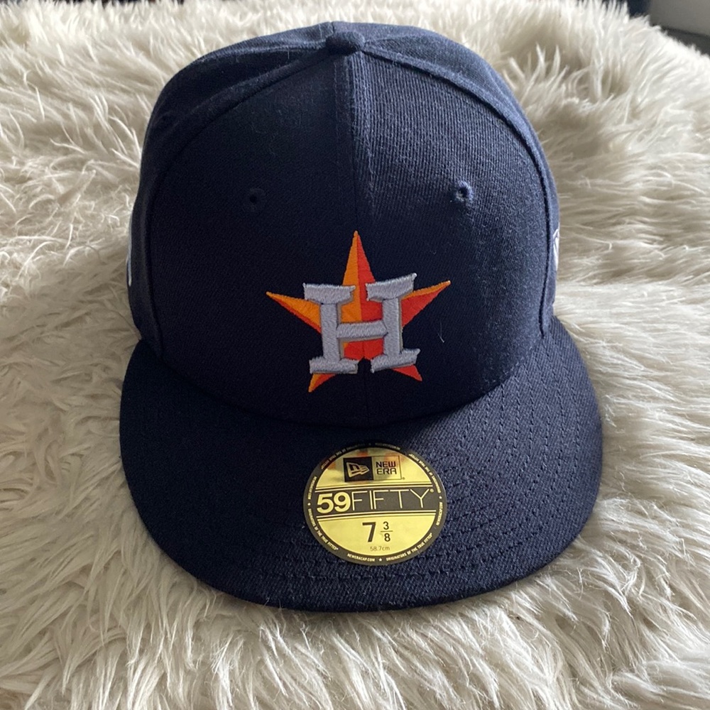 7 3/8 size Houston Astros Cap !